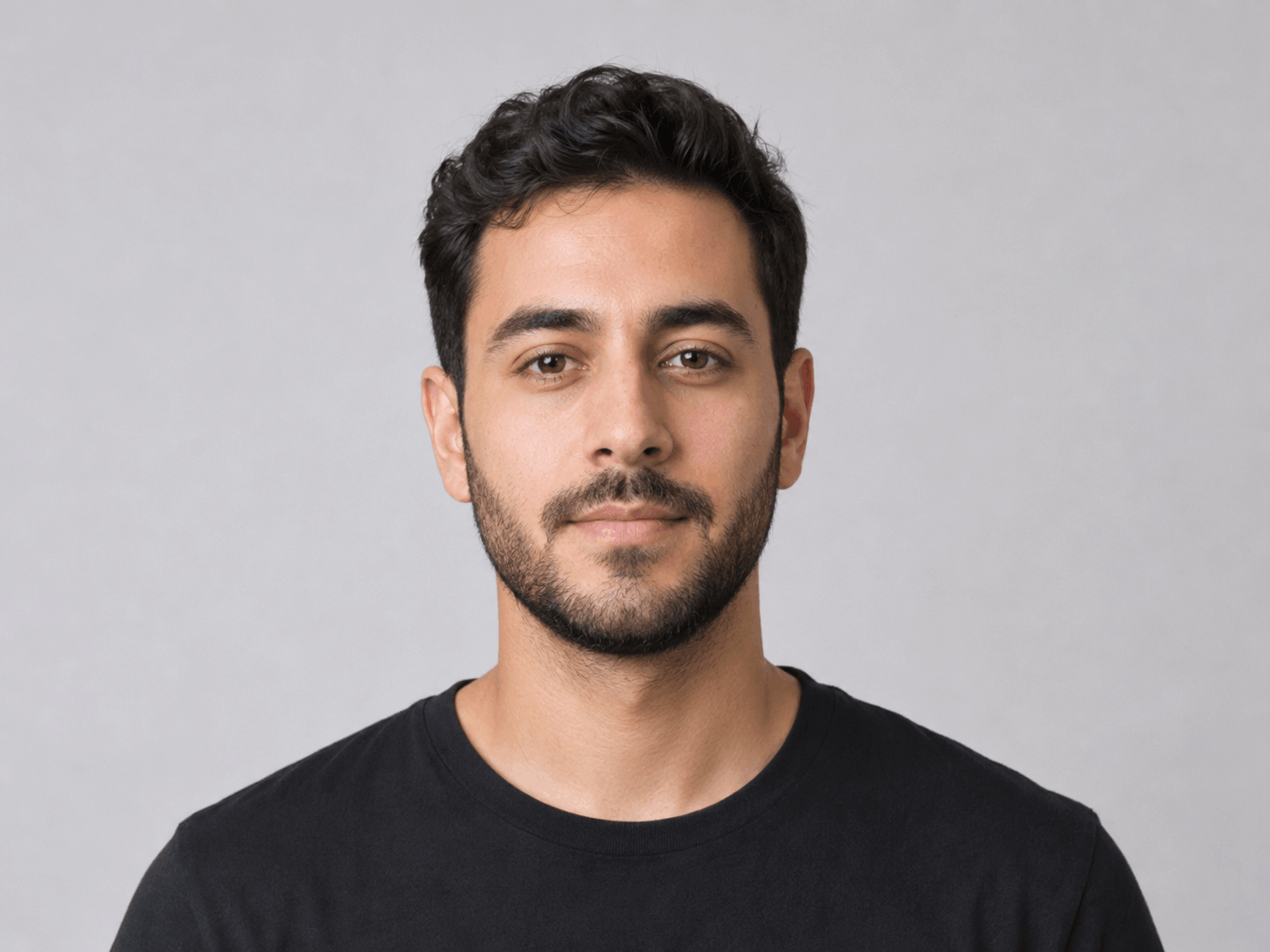 پویا منصوری